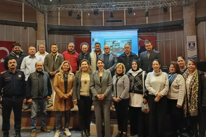 Muğla Büyükşehir Belediyesi, Muhtarlara Akademik Destek Sağlıyor.