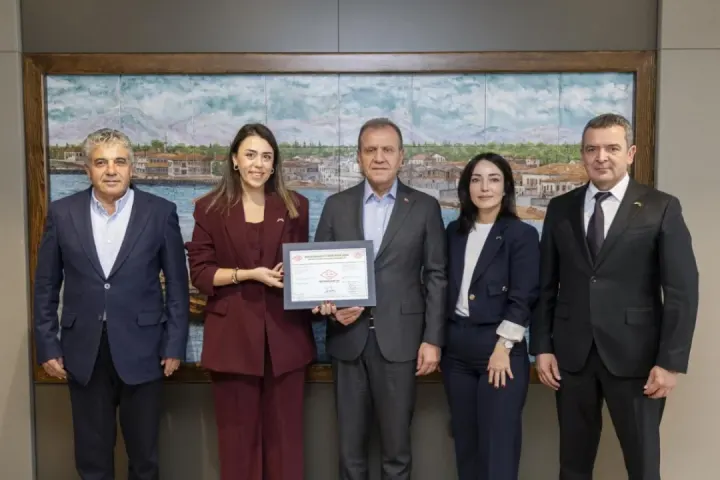 Mersin Büyükşehir, Müşteri Memnuniyetini TS ISO 10002 Standartlarıyla Belgeledi.