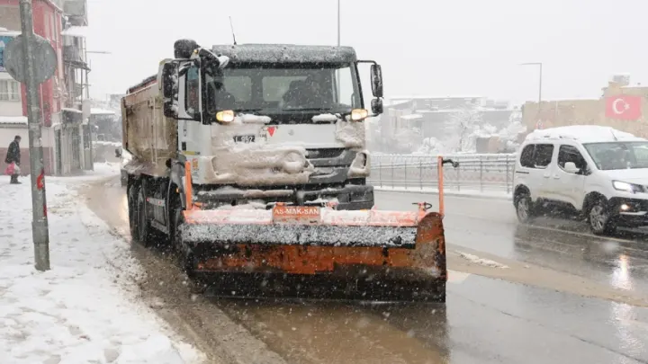 Kahramanmaraş'ta Kış Koşullarına Karşı İyi Bir Mücadele Veriliyor