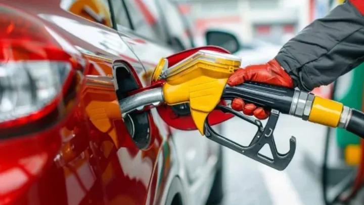 Benzine dev zam kapıda: tarih belli oldu!