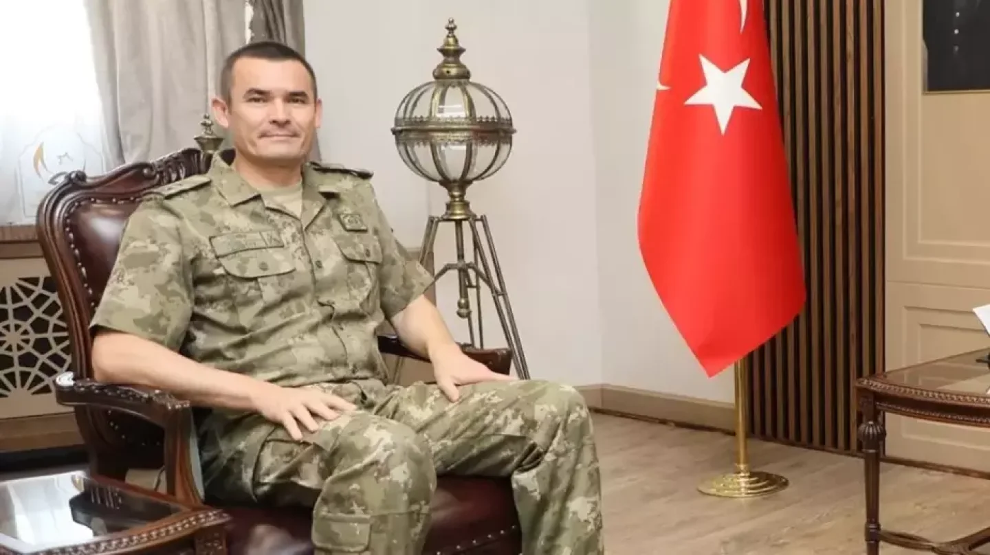 İnsan Kaçakçılığına Karışan Emekli Tuğgeneral Bilal Çokay'ın Rütbesi Geri Alındı