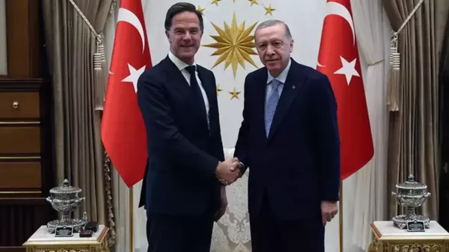 NATO Genel Sekreteri Rutte’nin Ankara Ziyareti: Türkiye’yi İkna Çabası mı?