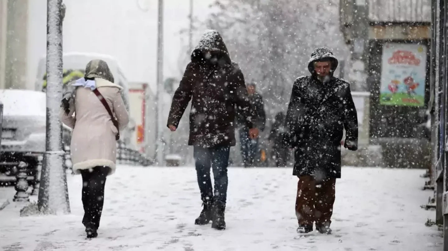 Meteoroloji'den Önemli Uyarı: Sağanak Yağış ve 'Kara Kış' Kapıda