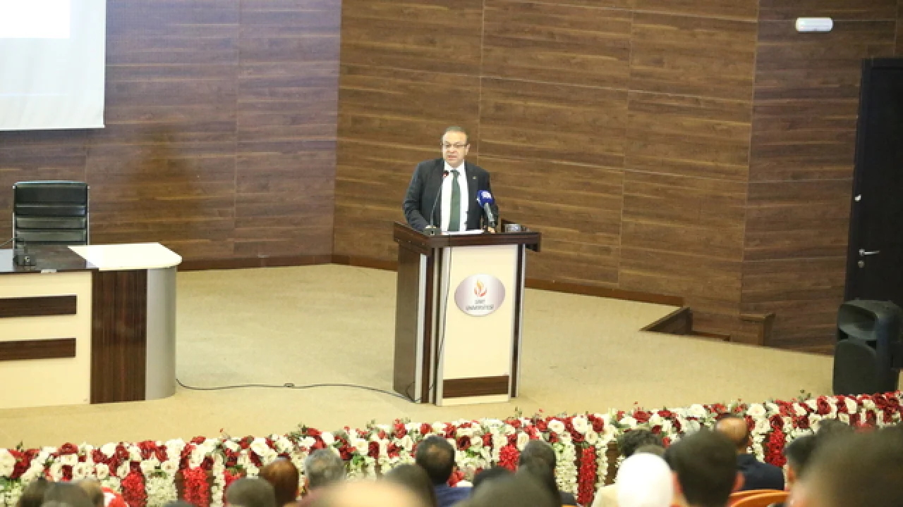 AB ile Yeni Vizyon: Siirt’te “Türkiye Yüzyılı'nda AB ile İlişkilerimiz” Konferansı Düzenlendi