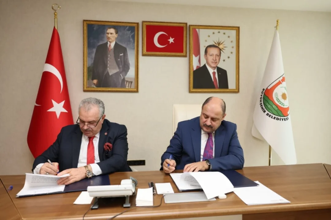 Şanlıurfa Büyükşehir Belediyesi ve Rizvaniye Vakfı Arasında 4 Yıllık Ortaklık Protokolü İmzalandı