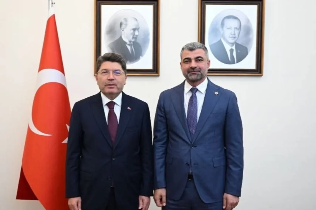 Faruk Kılıç, Adalet Bakanı Tunç'u Ziyaret Etti