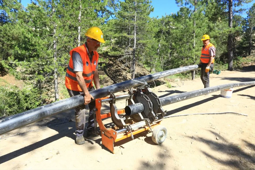 Büyükşehir DESKİ, Güzelyurt’a İçme Suyu Yardımı Yaptı