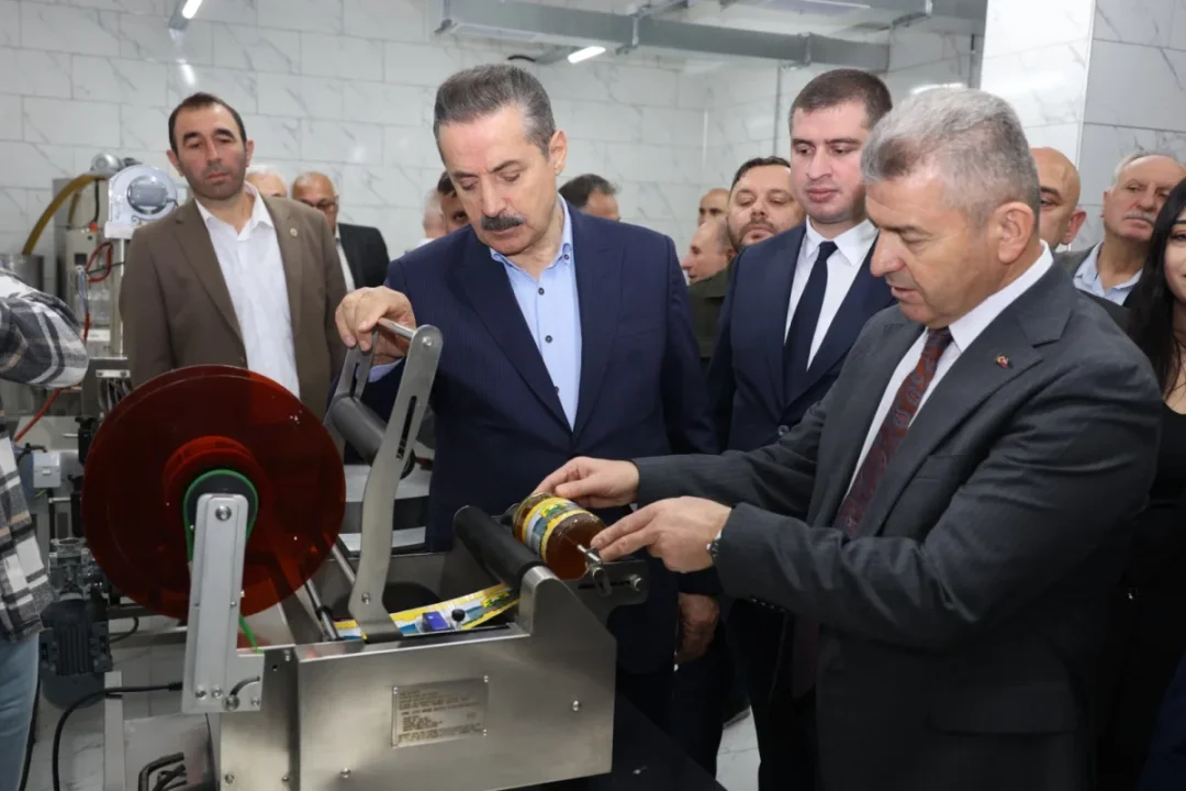 Artvin'de Apiterapi ve Bal Doldurma Tesisinin Açılışı Gerçekleşti