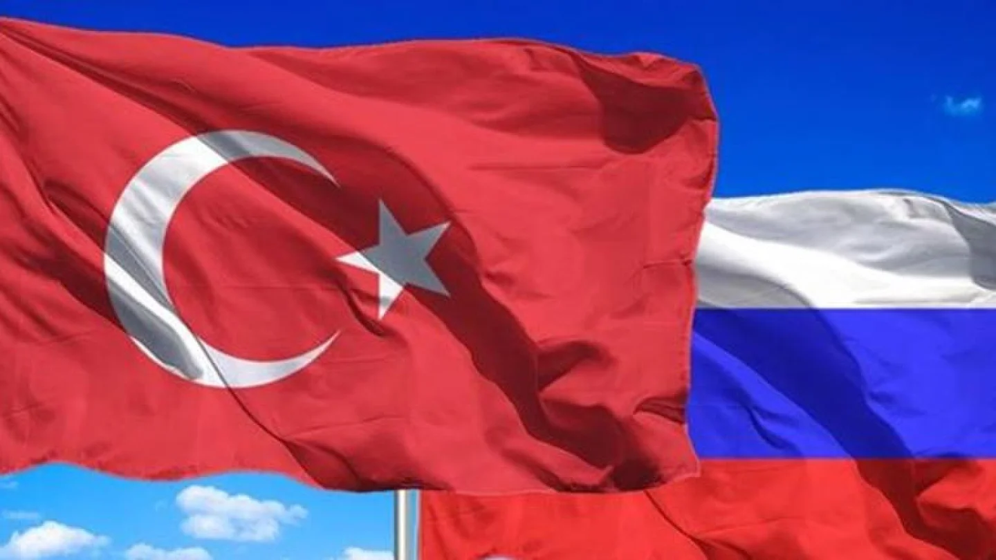 Rusya'dan Türkiye'ye Rahatlatıcı Açıklama: Ödeme Krizi Yok, Turizmde Sorun Beklenmiyor