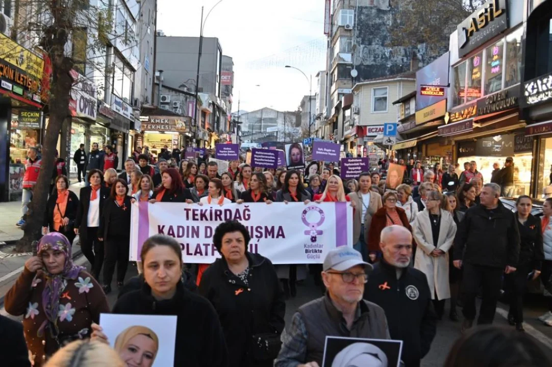 Tekirdağ'da Kadına Yönelik Şiddete Karşı Güçlü Bir Mesaj Gönderildi