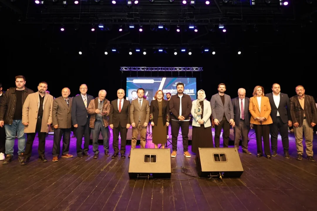 Gaziantep'te 25 Aralık Şehitleri Dualar ve Ezgilerle Anıldı.