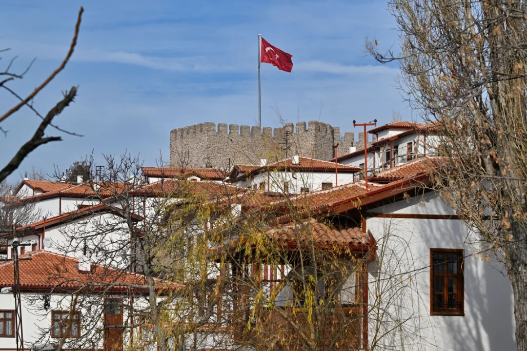Ankara Kalesi'nde 240 yapı restore edilerek tarihi yeniden canlandı.