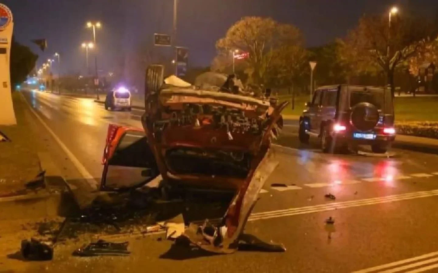 Maltepe'de DP İstanbul İl Başkanı'nın da Bulunduğu Araç Kaza Geçirdi