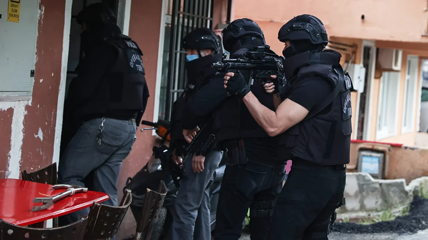 DEAŞ'a Büyük Operasyon: İstanbul ve Ankara'da 48 Gözaltı