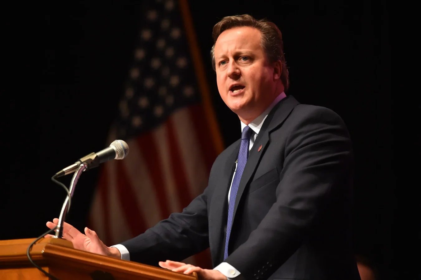 İngiltere Dışişleri Bakanı Cameron: İsrail'e Silah Satışı Devam Edecek