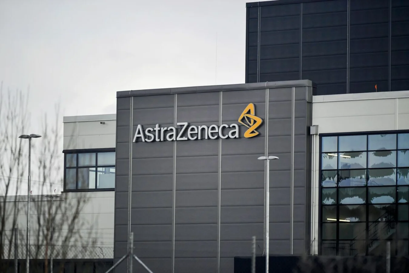 AstraZeneca, Koronavirüs Aşılarını Dünya Çapında Geri Çekme Kararı Aldı